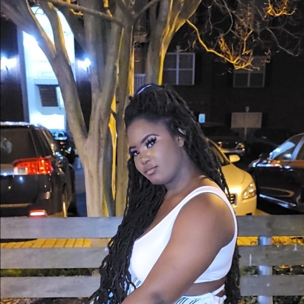 Meet your Posher, Albertine